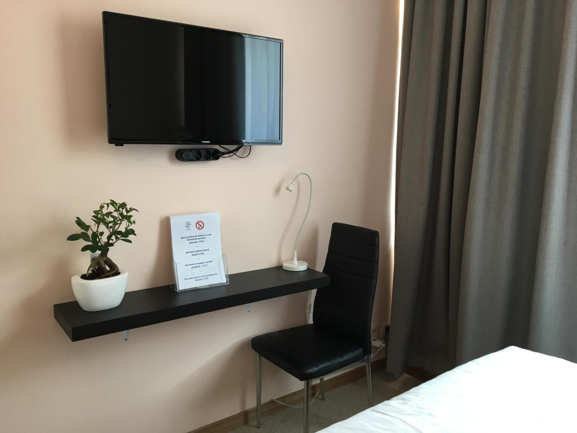Slina Hotel Brussels Sint-Jans-Molenbeek Kültér fotó